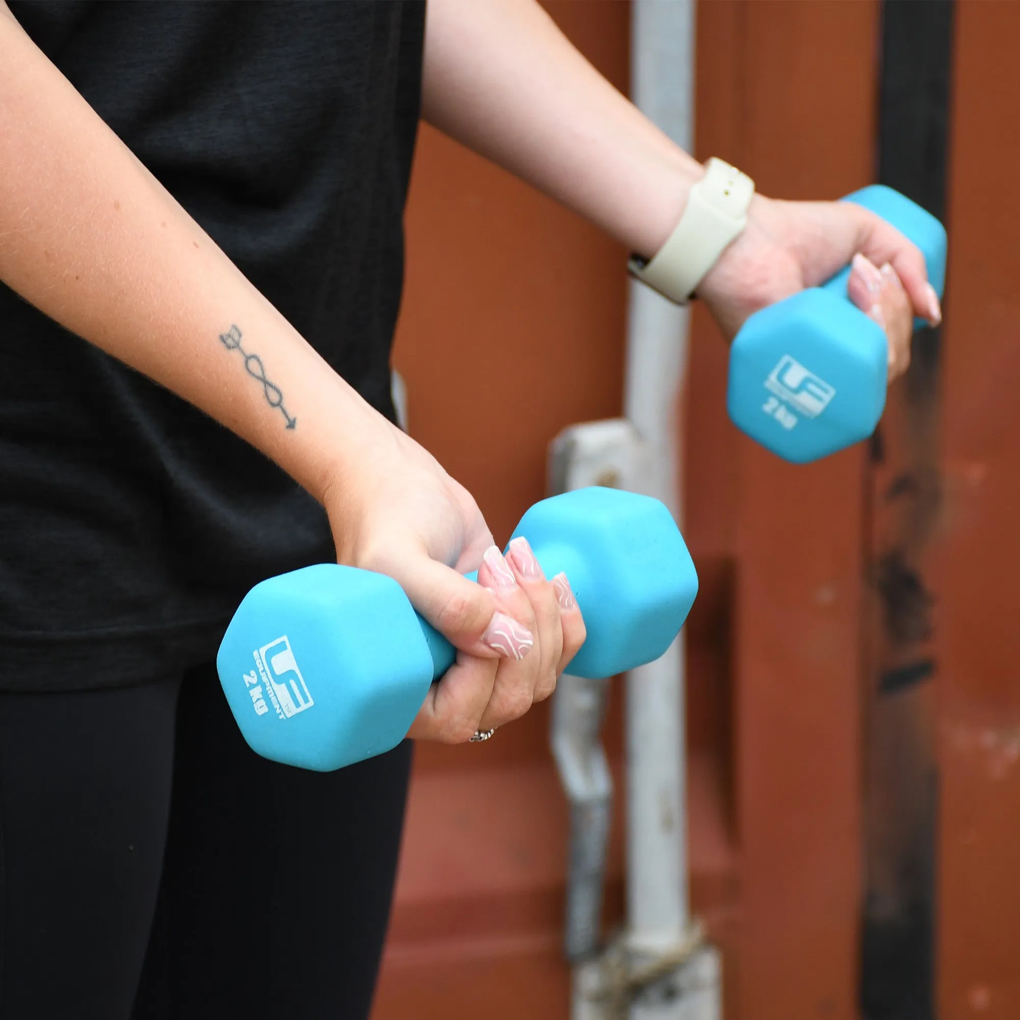 Hex Dumbells Neoprene Covered (2 x 2KG)